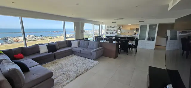 Departamento de 5 ambientes en venta en Mar del Plata
