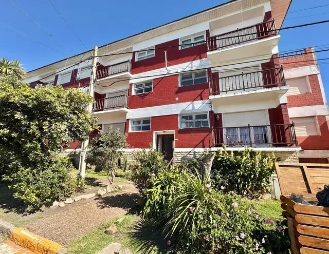 Departamento de 2 ambientes en venta en PUNTA MOGOTES