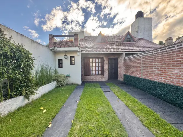 Casa de 3 ambientes en venta en CONSTITUCION