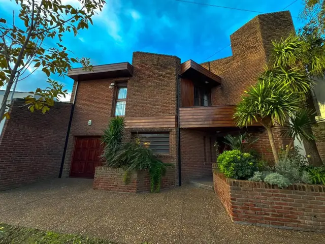 Casa de 4 ambientes en venta en RIVADAVIA BERNARDINO