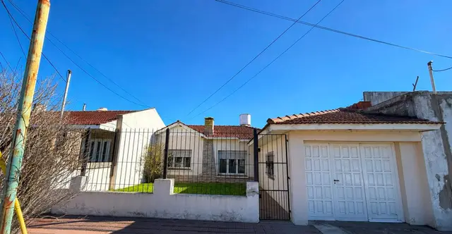 Casa de 4 ambientes en venta en DE LA PLAZA FORTUNATO