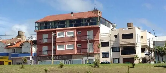 Terreno de 10 ambientes en venta en Punta Mogotes