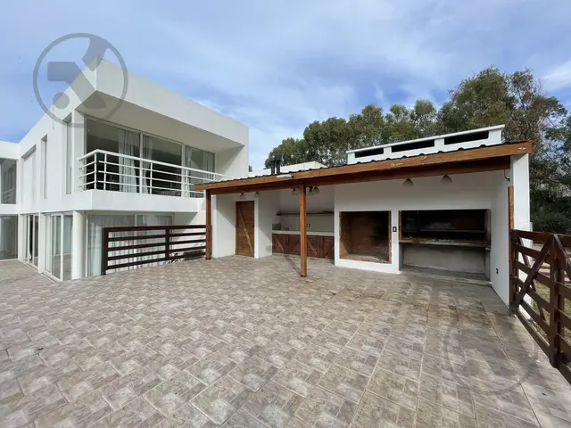 Casa de 4 ambientes en venta en Mar del Plata