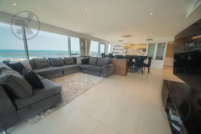 Departamento de 5 ambientes en venta en SAN CARLOS