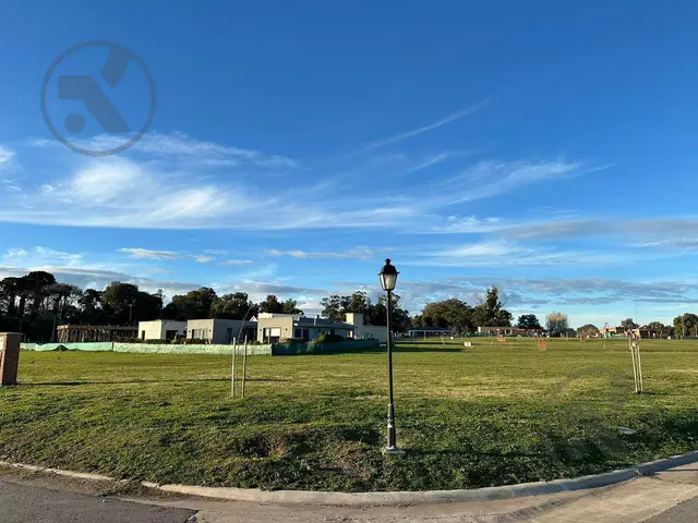 Terreno en venta en NUEVO GOLF