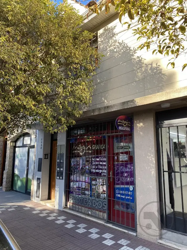 Local en venta en LA PERLA