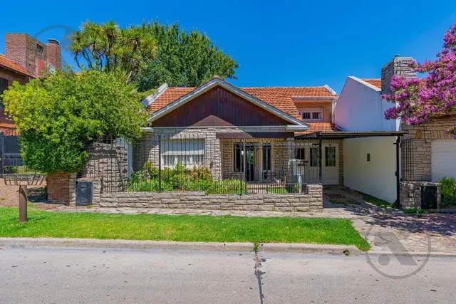 Casa de 4 ambientes en venta en LOMAS DE STELLA MARIS