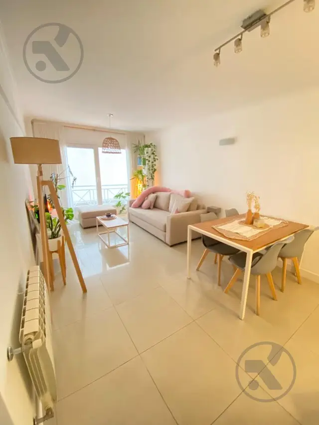 Departamento de 2 ambientes en alquiler en LA PERLA