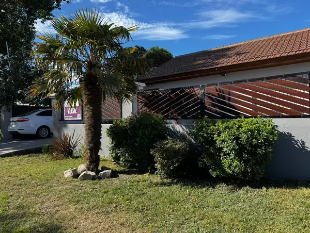 Casa de 3 ambientes en venta en LOS ACANTILADOS