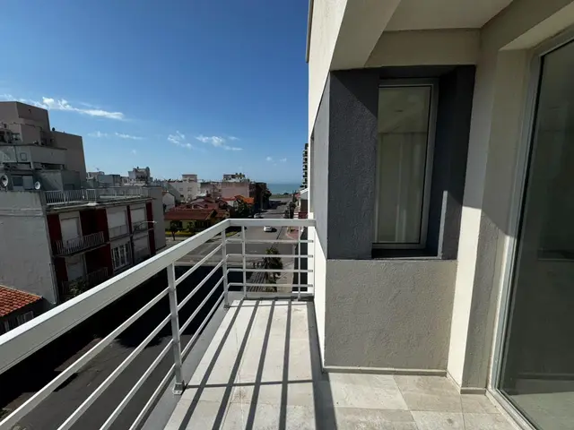 Departamento de 3 ambientes en venta en La Perla
