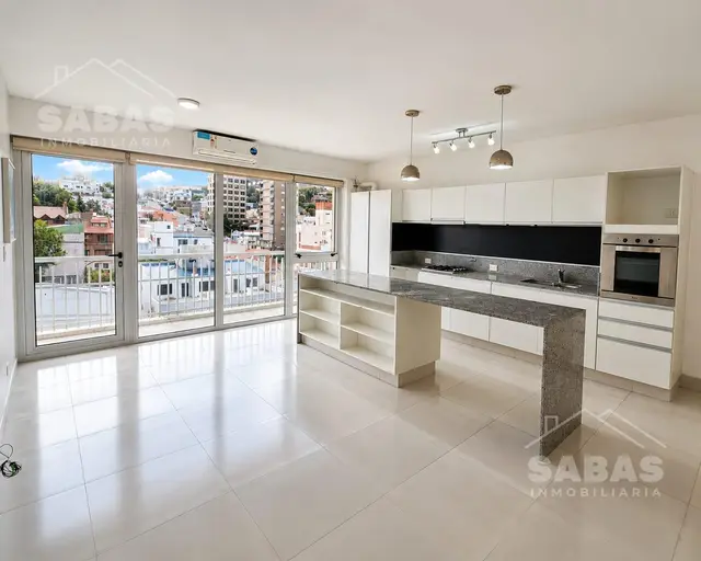 Departamento de 2 ambientes en venta en VILLA PRIMERA