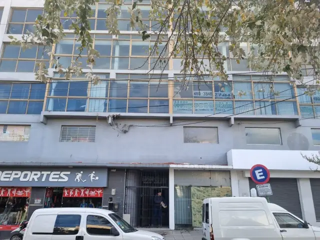 Departamento de 3 ambientes en venta en DEL PUERTO