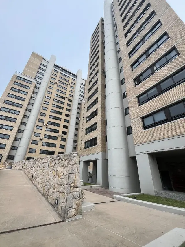 Departamento de 4 ambientes en venta en Mar del Plata