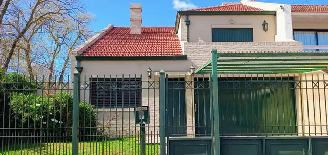 Casa de 5 ambientes en venta en SAN CARLOS