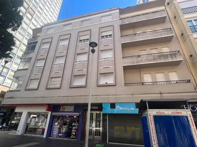 Departamento de 3 ambientes en venta en Centro