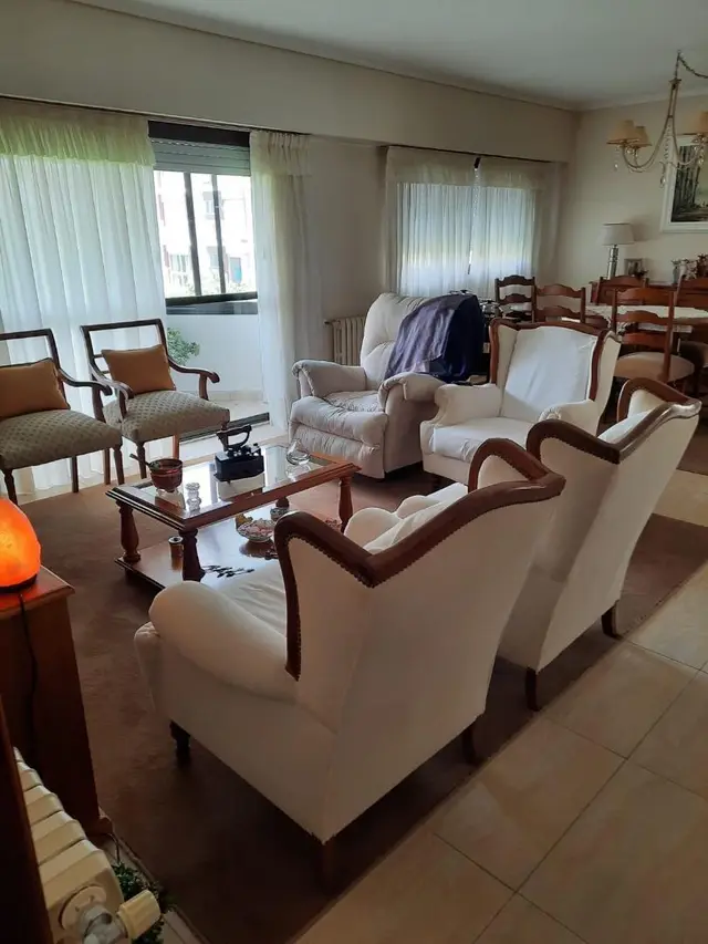 Departamento de 4 ambientes en venta en Centro