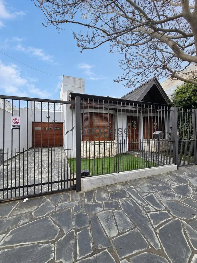 Casa de 4 ambientes en alquiler en SAN JOSE