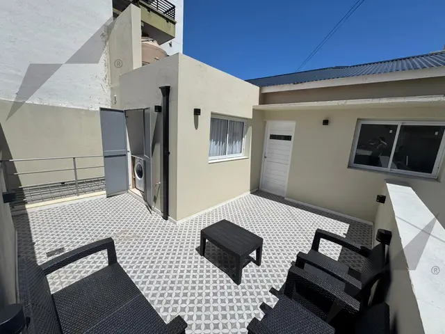 PH de 4 ambientes en venta en Güemes