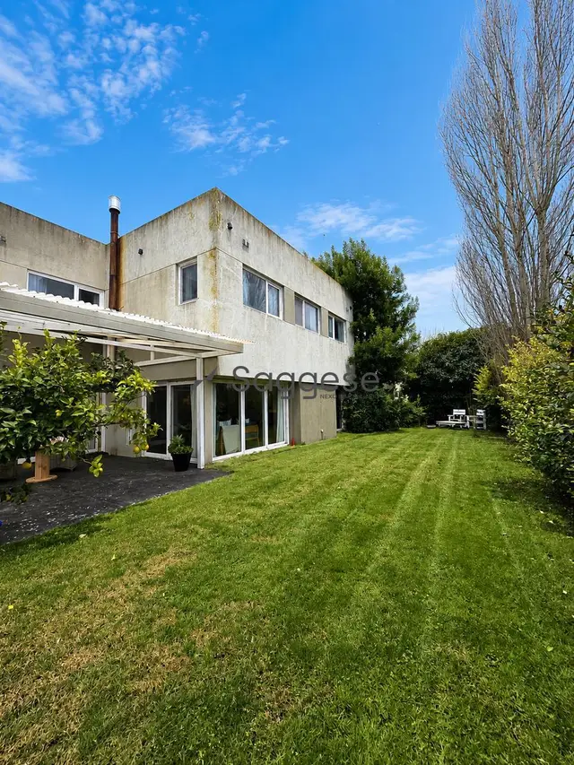 Casa de 4 ambientes en venta en BOSQUE PERALTA RAMOS