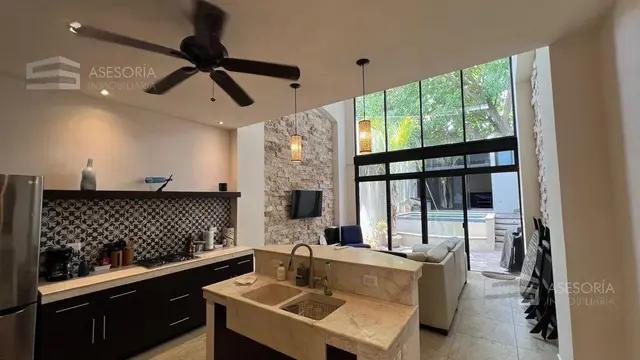 Casa de 2 ambientes en venta en Área Centro