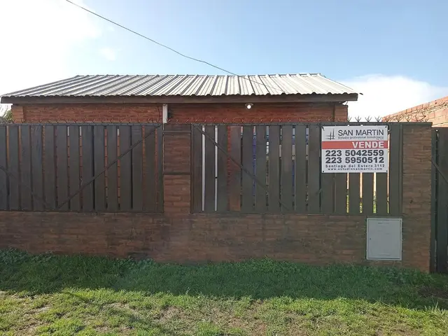 Casa de 3 ambientes en venta en PUNTA MOGOTES