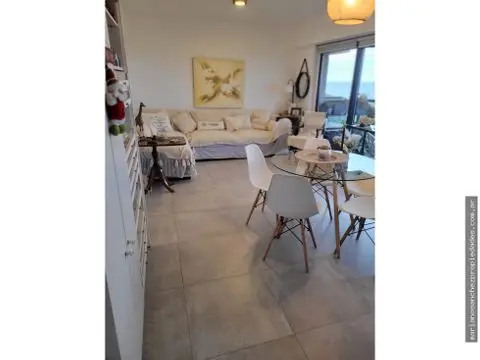 Departamento de 2 ambientes en venta en Playa Grande
