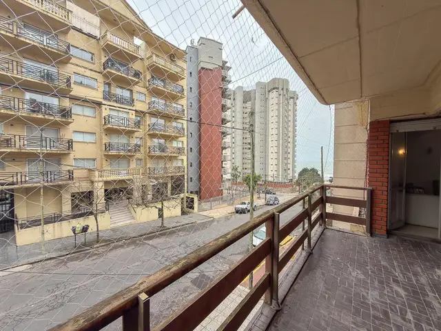 Departamento de 4 ambientes en venta en LEANDRO N. ALEM