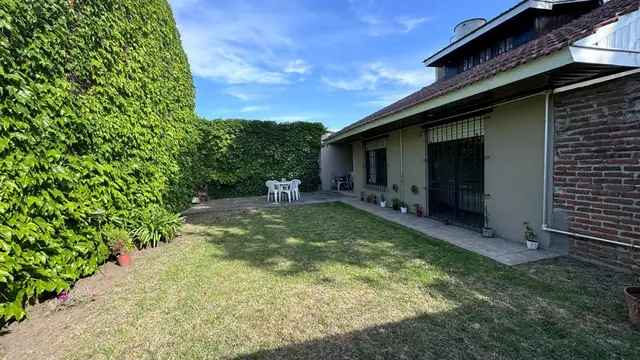 Casa de 4 ambientes en venta en LAS AVENIDAS