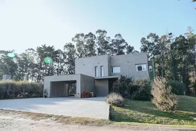 Casa de 5 ambientes en venta en Mar del Plata