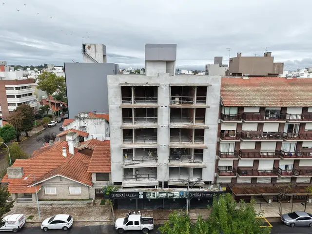 Departamento de 2 ambientes en venta en ESTACION TERMINAL (ALDREY)