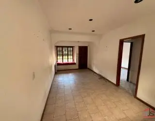 Casa de 4 ambientes en venta en VILLA LOURDES