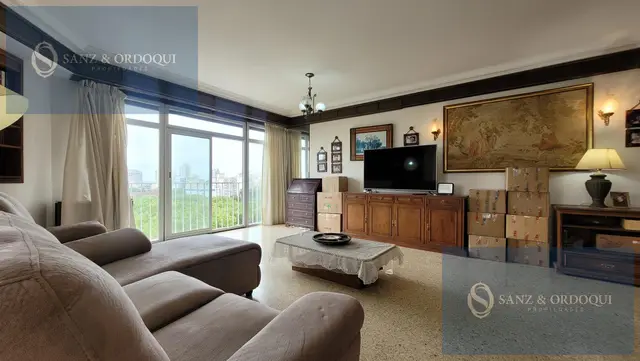 Departamento de 4 ambientes en venta en Centro