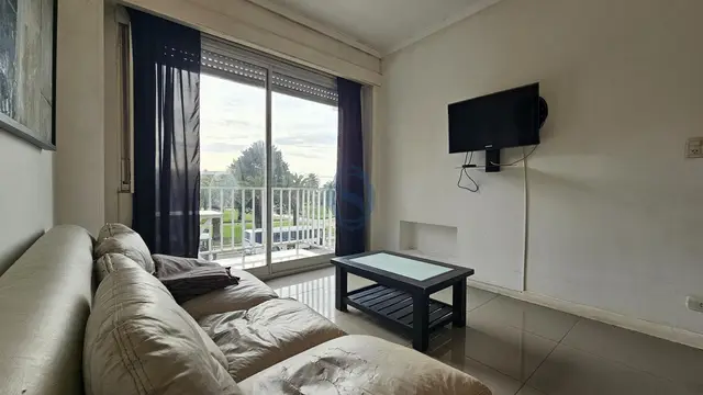 Departamento de 2 ambientes en alquiler en Centro