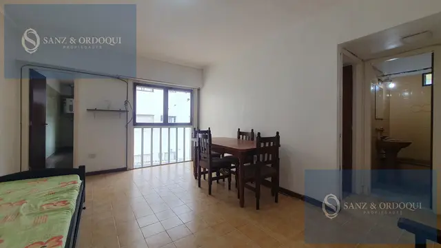 Departamento de 2 ambientes en alquiler en Centro