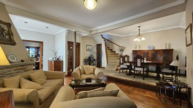 Casa de 4 ambientes en venta en PRIMERA JUNTA