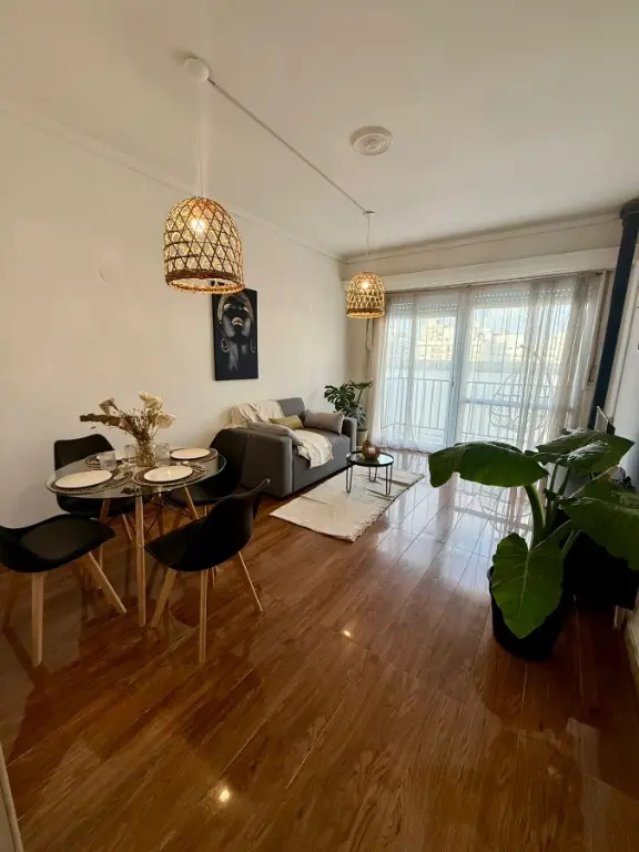 Departamento de 2 ambientes en venta en Centro