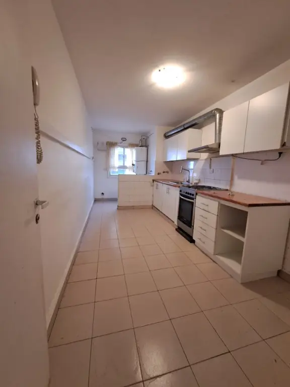 Departamento de 4 ambientes en alquiler en DEL PUERTO