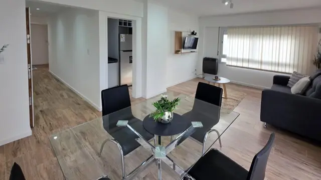 Departamento de 3 ambientes en venta en Centro