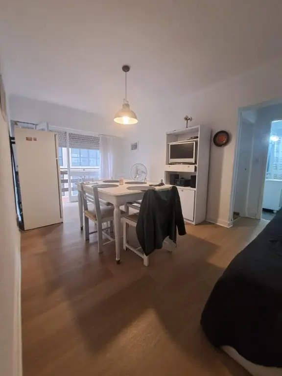 Departamento de 2 ambientes en alquiler temporario en Centro