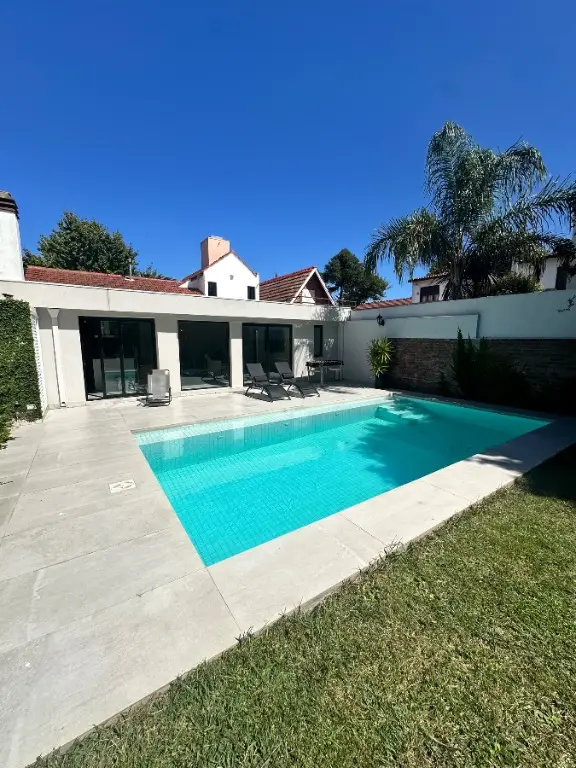 Casa de 5 ambientes en venta en LOS PINARES