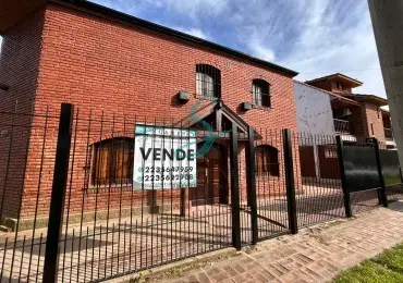 Casa de 4 ambientes en venta en LOS PINARES