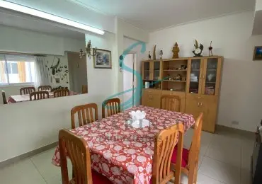 Departamento de 4 ambientes en venta en Centro