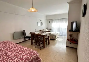 Departamento de 1 ambiente en venta en Plaza Colón