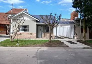 Casa de 3 ambientes en alquiler en Mar del Plata