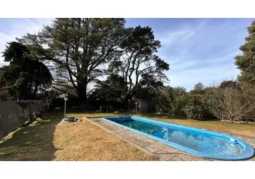 Casa de 4 ambientes en venta en ESTACION CAMET