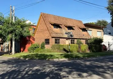 Casa de 2 ambientes en venta en VILLA PRIMERA