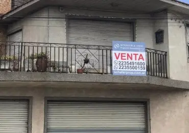 Local de 4 ambientes en venta en RIVADAVIA BERNARDINO