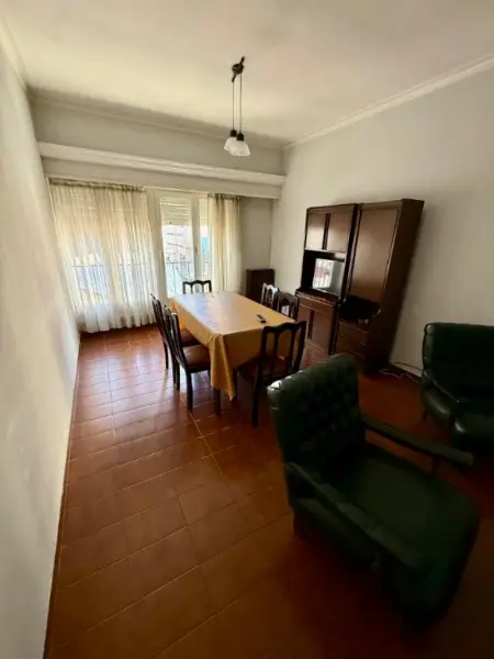 Departamento de 4 ambientes en venta en Centro