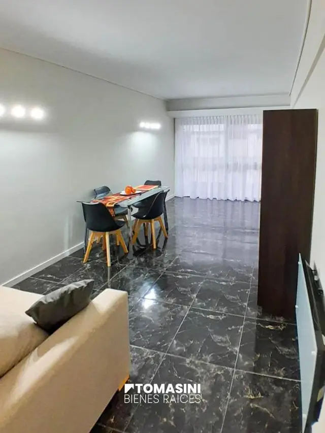 Departamento de 3 ambientes en venta en Centro