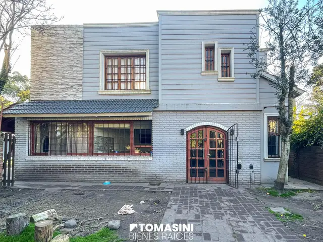 Casa de 3 ambientes en venta en Bosque Peralta Ramos